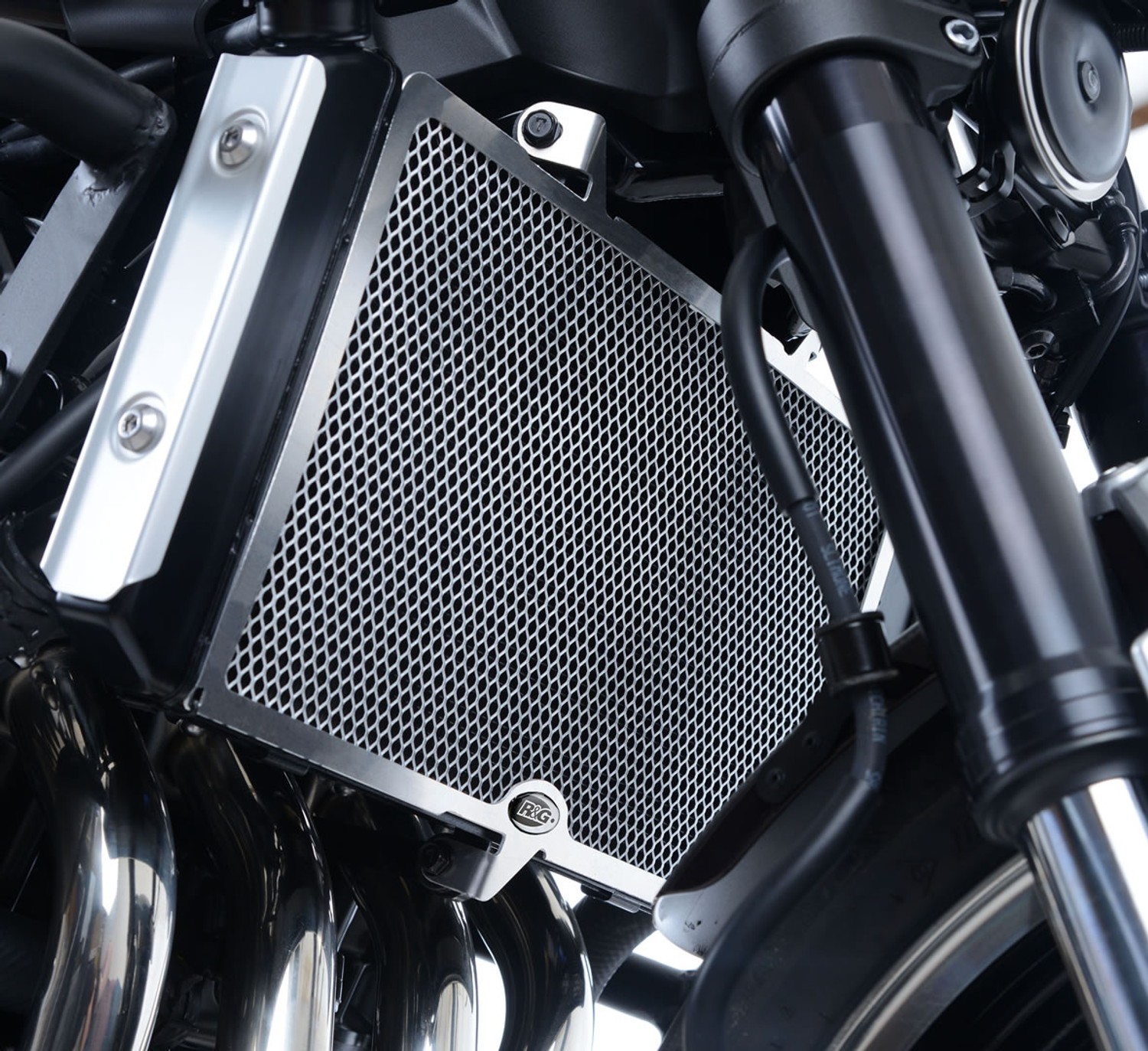 R&G Racing Radiator Guard for the Kawasaki Z900RS '17-'20 R&G Racing Radiator Guard for the Kawasaki Z900RS '17-'20